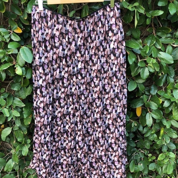 Vince Micro Painted Floral Pleated Culotte Pants L - Picture 9 of 9